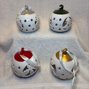 Set of 4 QVC Lightscapes Cutout Light-Up Ornaments, Green, Red, Silver, and Gold